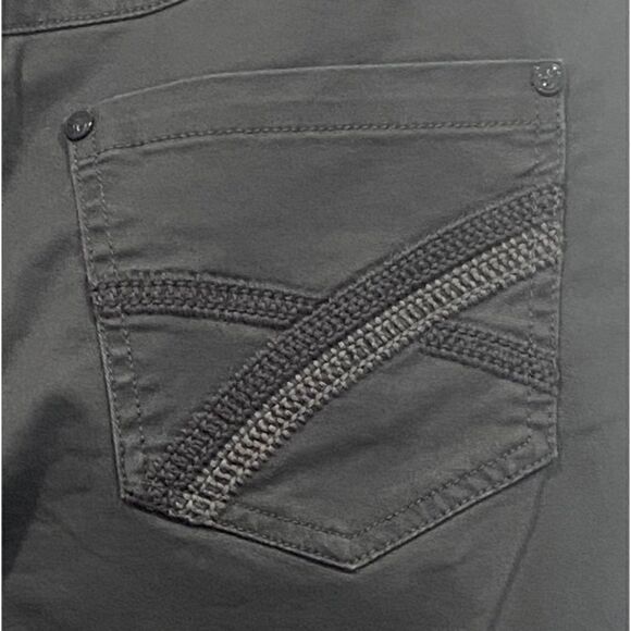 Style & Co. Cotton spandex gray pants zipper up on the bottom legs size 10 - Picture 10 of 13